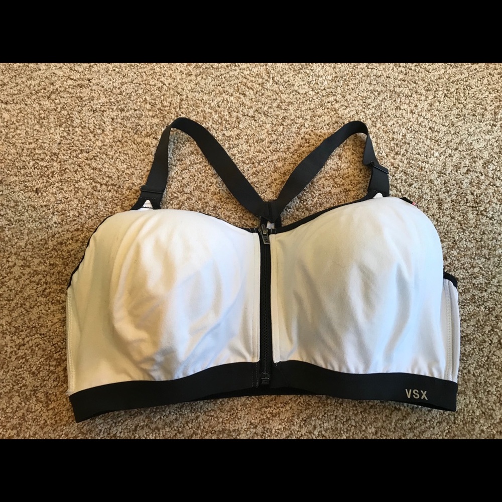 VICTORIAS SECRET SPORTS BRA SZ 40DD! WITELESS!